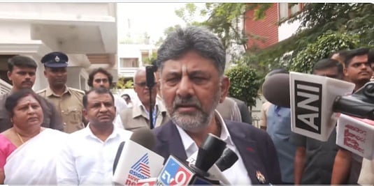 'ಶಾಸಕರು ರಾಜೀನಾಮೆ ನೀಡಿದರೆ ಎರಡೇ ನಿಮಿಷದಲ್ಲಿ ಅಂಗೀಕರಿಸುತ್ತೇನೆ': CM ಡಿ.ಕೆ ಶಿವಕುಮಾರ್; Video