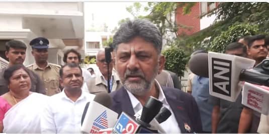 'ಶಾಸಕರು ರಾಜೀನಾಮೆ ನೀಡಿದರೆ ಎರಡೇ ನಿಮಿಷದಲ್ಲಿ ಅಂಗೀಕರಿಸುತ್ತೇನೆ': CM ಡಿ.ಕೆ ಶಿವಕುಮಾರ್; Video