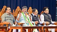 ಡಿಕೆಶಿ ಸಂಪುಟಕ್ಕೆ ಮತ್ತೆ ಸರ್ಜರಿ? ಭಾರಿ ಬದಲಾವಣೆ, 3-5 ಸಚಿವರಿಗೆ ಕೊಕ್?; ಮಹಿಳೆ ಸೇರಿ ಕೆಲ ರೆಬೆಲ್ ನಾಯಕರಿಗೆ ಅವಕಾಶ ಸಾಧ್ಯತೆ