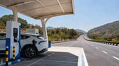 ಕರ್ನಾಟಕ ಹೆದ್ದಾರಿಗಳಲ್ಲಿ EV charging ಕೊರತೆ: ರಾಷ್ಟ್ರೀಯ ಹೆದ್ದಾರಿಗಳಲ್ಲಿ ಕೇವಲ 4 ಕೇಂದ್ರಗಳಲ್ಲಷ್ಟೇ ಸೌಲಭ್ಯ..!