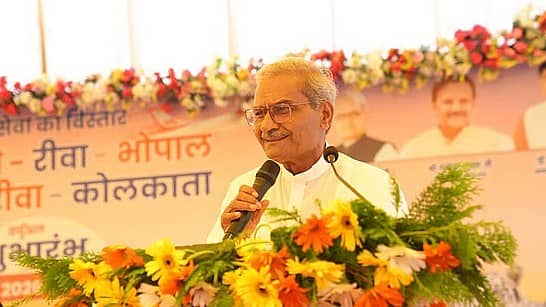 ಶುದ್ಧ ಪೆಟ್ರೋಲ್ ನಿಮ್ಮ ಅಪ್ಪನ ಮನೆಯಿಂದ ಬರುತ್ತಾ: ಎಥೆನಾಲ್ ಮಿಶ್ರಣದ ವಿರೋಧಿಗಳ ವಿರುದ್ಧ ರೇವಾ ಬಿಜೆಪಿ ಸಂಸದ ವಾಗ್ದಾಳಿ!