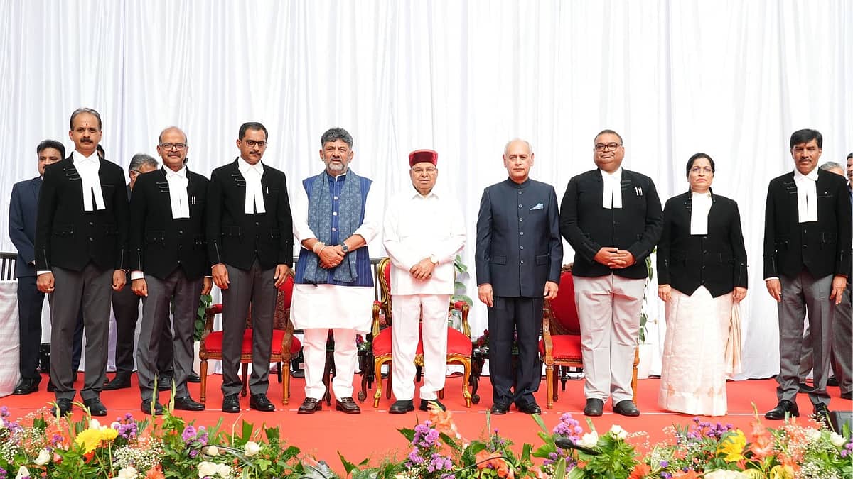 ಕರ್ನಾಟಕ ಹೈಕೋರ್ಟ್: 6 ನೂತನ ಹೆಚ್ಚುವರಿ ನ್ಯಾಯಾಧೀಶರ ಪ್ರಮಾಣವಚನ ಸ್ವೀಕಾರ!