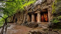ರಾಮಾಯಣದ ಪವಿತ್ರ ನೆನಪುಗಳ ಹೊತ್ತ ಸೀತಾ ಗುಹೆ: ಪಂಚವಟಿಯಲ್ಲಿರುವ ಈ ಗುಹೆಯ ವಿಶೇಷತೆ ಏನು? ನಾಸಿಕ್ಗೆ ಹೋದರೆ ಈ ತಾಣ ನೋಡುವುದು ಮರೆಯದಿರಿ!