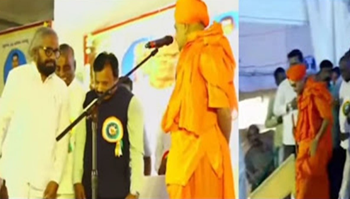 ಸಚಿವ ಈಶ್ವರ ಖಂಡ್ರೆ ಆಗಮಿಸುತ್ತಿದ್ದಂತೆ ಕೂಗಾಟ: ಮುಜುಗರದಿಂದ ಪ್ರವಚನ ನಿಲ್ಲಿಸಿ ವೇದಿಕೆಯಿಂದ ನಿರ್ಗಮಿಸಿದ ಸ್ವಾಮೀಜಿ!