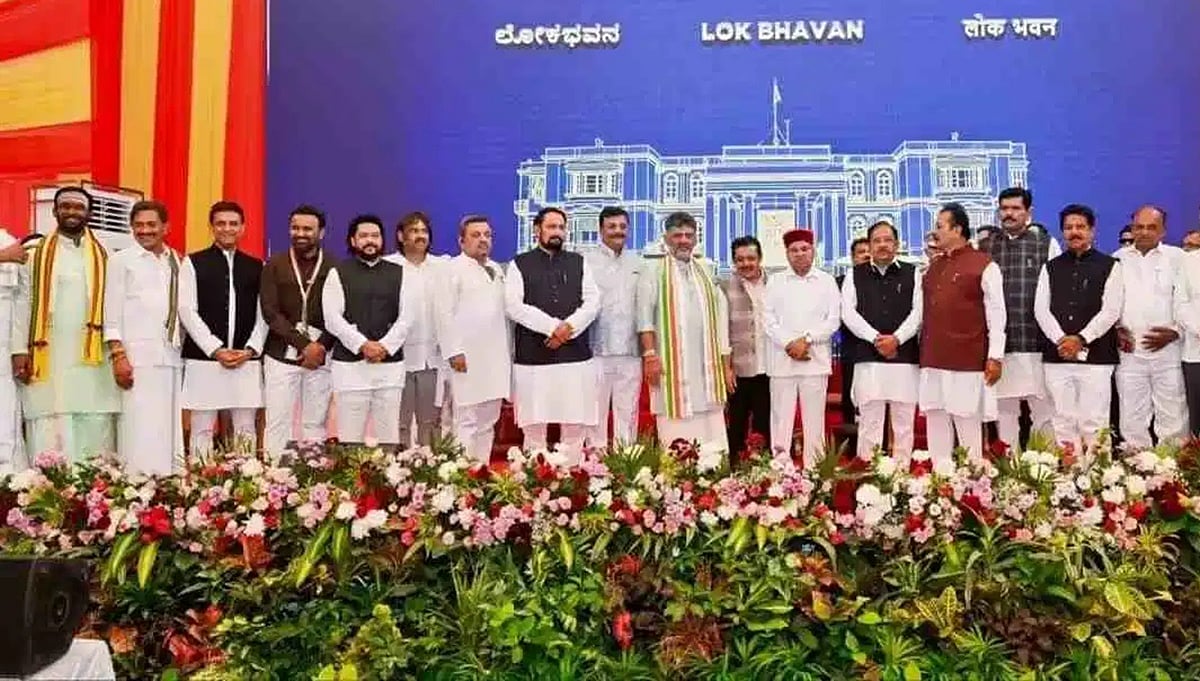 ಸಂಪುಟ ವಿಸ್ತರಣೆ ಬಳಿಕ ಖಾತೆ ಹಂಚಿಕೆ ಪೂರ್ಣ: 19 ಸಚಿವರಿಗೆ ಹೊಣೆಗಾರಿಕೆ; ಮುಂದುವರೆದ ಅಸಮಾಧಾನ..!