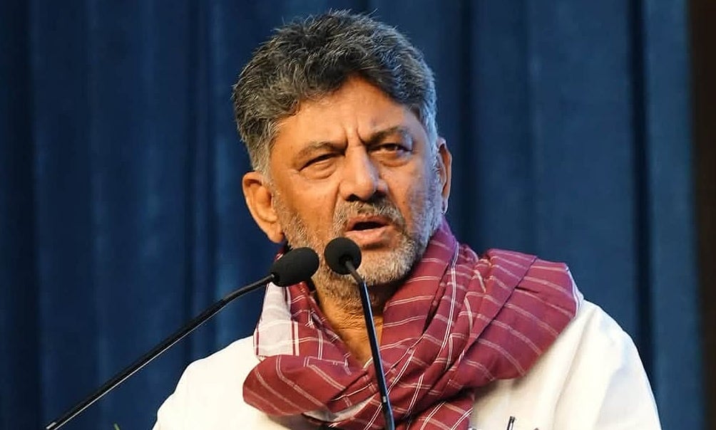 'ಪ್ರಜಾ ಸೇವೆ' ಅಡಿ ಜಿಲ್ಲಾ ಉಸ್ತುವಾರಿ ಸಚಿವರು-ಶಾಸಕರು ಪ್ರತಿ 2 ವಾರಕ್ಕೊಮ್ಮೆ ತಾಲೂಕುಗಳಿಗೆ ಭೇಟಿ ನೀಡಬೇಕು: CM; Video