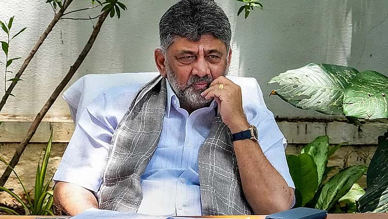 SIR ಕುರಿತು ಚರ್ಚಿಸಲು MLA-MlC ಗಳ ಜೊತೆ ಡಿ.ಕೆ ಶಿವಕುಮಾರ್ ವಿಡಿಯೋ ಕಾನ್ಫರೆನ್ಸ್!