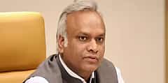 'ಹರ್ ಘರ್ ತಿರಂಗಾ' ಅಭಿಯಾನ RSS ಕೇಂದ್ರ ಕಚೇರಿಯಿಂದ ಆರಂಭಿಸಬೇಕು ಎಂಬುದು ಪ್ರಧಾನಿ ಮೋದಿಗೆ ನನ್ನ ಮನವಿ: ಸಚಿವ ಪ್ರಿಯಾಂಕ್ ಖರ್ಗೆ; Video