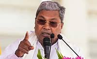 ನನಗೆ 80 ವರ್ಷ, ಎಷ್ಟು ದಿನ ಇರ್ತಿನೊ ಗೊತ್ತಿಲ್ಲ; ವ್ಯವಸ್ಥೆ ಸುಧಾರಣೆಯಾಗದೆ ನಾನು ಪ್ರಾಮಾಣಿಕ ಎಂದರೆ ಆತ್ಮವಂಚನೆಯಾಗುತ್ತೆ: ಸಿದ್ದರಾಮಯ್ಯ
