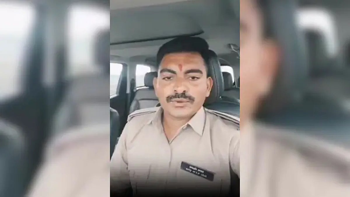ಜಂತರ್ ಮಂತರ್ ಪ್ರತಿಭಟನೆ ಎಫೆಕ್ಟ್: ಮೋದಿ ಬೆಂಬಲಿಸಲು ಸರ್ಕಾರಿ ಹುದ್ದೆಗೆ ಪೊಲೀಸ್ ಕಾನ್ಸ್ಟೆಬಲ್ ರಾಜೀನಾಮೆ!