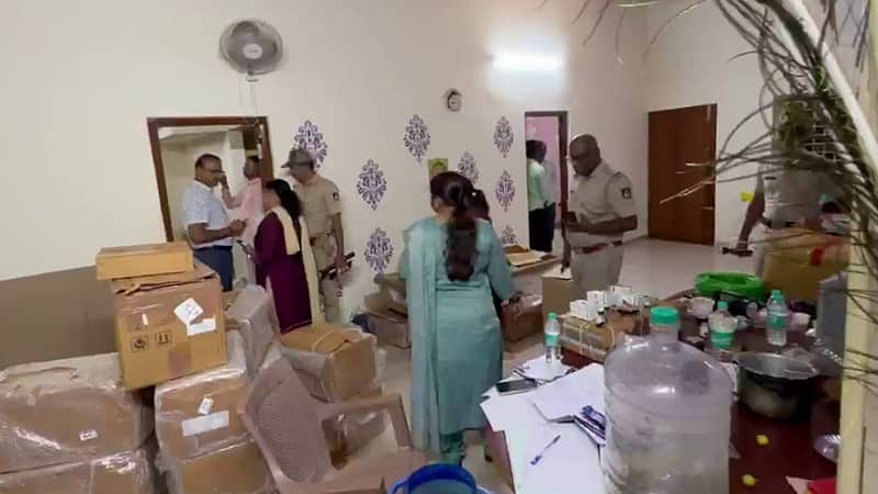 ಬೆಂಗಳೂರು ದಕ್ಷಿಣ ಜಿಲ್ಲೆಯಲ್ಲಿ ನಕಲಿ ಔಷಧಿ ಮರುಪ್ಯಾಕಿಂಗ್ ಬೃಹತ್ ಜಾಲ ಪತ್ತೆ: 5 ಕೋಟಿ ರೂ ಮೌಲ್ಯದ ವಸ್ತುಗಳು ವಶಕ್ಕೆ!