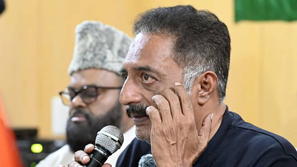 ಅಂತ್ಯದ ಹಾದಿಯಲ್ಲಿ 'ಫ್ಯಾಸಿಸ್ಟ್ ಆಳ್ವಿಕೆ': ಮೊದಲ ಬಾರಿಗೆ ಮೋದಿ ಅಹಂಕಾರಕ್ಕೆ ಪೆಟ್ಟು, ಯುವ ಜನತೆ ರಾಜಕೀಯ ಅರಿವು ಬೆಳೆಸಿಕೊಳ್ಳಿ- ನಟ ಪ್ರಕಾಶ್ ರಾಜ್ ಕರೆ!