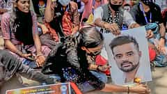 'ನನಗೆ, ಮಗನಿಗೆ ಅಪಾಯವಿದೆ': ಕೋರ್ಟ್ಗೆ ಪ್ರಜ್ವಲ್ ರೇವಣ್ಣ ಪ್ರಕರಣದ ಪ್ರಮುಖ ಸಾಕ್ಷಿ ದೂರು