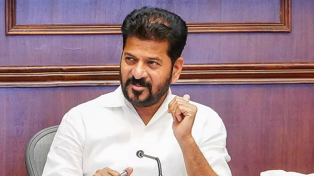 ತೆಲಂಗಾಣ ಸಿಎಂ ರೇವಂತ್ ರೆಡ್ಡಿಗೆ ಅಮೆರಿಕ ಪ್ರವಾಸಕ್ಕೆ ಅನುಮತಿ ನಿರಾಕರಣೆ: ವಿದೇಶಾಂಗ ಸಚಿವಾಲಯ ಸ್ಪಷ್ಟನೆ!
