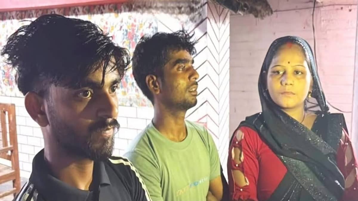 ಸೀತಾಪುರದಲ್ಲಿ ವಿಚಿತ್ರ ಪ್ರಕರಣ: ಹಗಲು ಪ್ರೇಮಿ, ರಾತ್ರಿ ಗಂಡ ಬೇಕಂತೆ! ಇಬ್ಬರ ಜತೆ ಸಂಸಾರ ನಡೆಸಲು ಪೊಲೀಸ್ ಠಾಣೆ ಮೆಟ್ಟಿಲೇರಿದ ಮಹಿಳೆ! Video