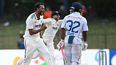 2nd Test: 'ಶ್ರೀಲಂಕಾ ಆಟಗಾರರ ವರ್ತನೆ ವೃತ್ತಿಪರವಾಗಿರಲಿಲ್ಲ'; ಬ್ಯಾಡ್ ಲೈಟ್ ವಿವಾದಕ್ಕೆ Sanjay Manjrekar ಕಿಡಿ