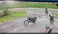 Chhattisgarh: ಹೊಲದಿಂದ ಮನೆಗೆ ಮರಳುತ್ತಿದ್ದ ಮಹಿಳೆಗೆ ಸಿಡಿಲು ಬಡಿದು ಸಾವು, Video