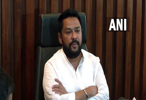 'ರಾಜೀನಾಮೆಗೆ ಸಂಬಂಧಿಸಿದ ಚರ್ಚೆಯೇ ನಡೆದಿಲ್ಲ, ವರದಿಗಳು ಸಂಪೂರ್ಣವಾಗಿ ಸತ್ಯಕ್ಕೆ ದೂರ': ಸಚಿವ ಬಿ ನಾಗೇಂದ್ರ