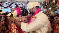 ದಾಂಪತ್ಯ ಜೀವನಕ್ಕೆ ಕಾಲಿಟ್ಟ ಸ್ಯಾಂಡಲ್ ವುಡ್ ಹಾಸ್ಯ ನಟ: ಪಾವನಾ ಕೈಹಿಡಿದ ಚಿಕ್ಕಣ್ಣ! ಸಿನಿ ತಾರೆಯರಿಂದ ಶುಭ ಹಾರೈಕೆ
