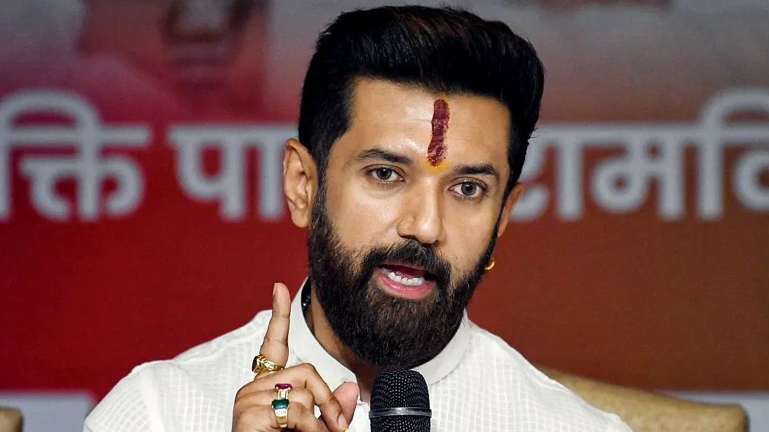 ಅನುಮಾನಗಳನ್ನು ನಿವಾರಿಸುವಂತೆ ಚುನಾವಣಾ ಆಯೋಗಕ್ಕೆ ಎನ್‌ಡಿಎ ಮಿತ್ರಪಕ್ಷದ ಚಿರಾಗ್ ಪಾಸ್ವಾನ್ ಆಗ್ರಹ