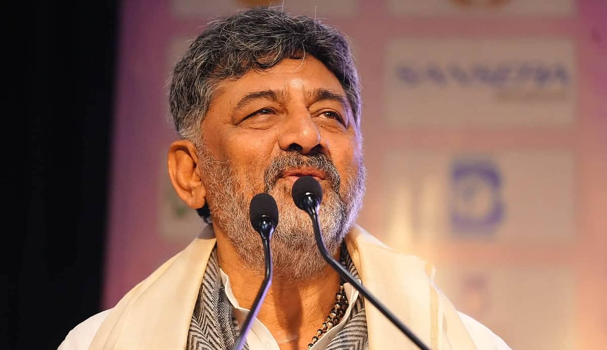 'ದುಡ್ಡು-ಬ್ಲಡ್ಡು ಸರ್ಕ್ಯುಲೇಟ್ ಆಗ್ತಿರಬೇಕು, ಅದರಿಂದ ಹಣಕಾಸು ವ್ಯವಸ್ಥೆ, ನಮ್ಮ ಆರೋಗ್ಯ ಸದೃಢವಾಗಿರುತ್ತದೆ': CM ಶಿವಕುಮಾರ್; Video