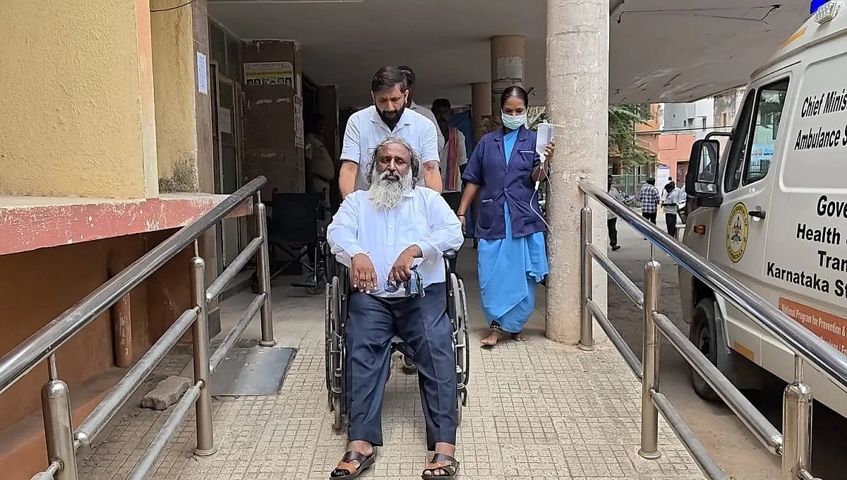ಚಿಕ್ಕಬಳ್ಳಾಪುರ: 20 ವರ್ಷ ಅಲೆದರೂ ಸ್ಪಂದಿಸದ ಅಧಿಕಾರಿಗಳು; ನೊಂದು ಆತ್ಮಹತ್ಯೆಗೆ ಯತ್ನಿಸಿದ ಕಾರ್ಗಿಲ್ ಯೋಧ!