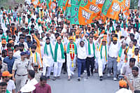 ದೋಸ್ತಿಗಳ ಪಾದಯಾತ್ರೆ ಪಾಲಿಟಿಕ್ಸ್‌ (ನೇರ ನೋಟ)