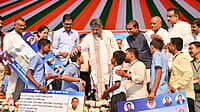 ಸರ್ಕಾರಿ ಶಾಲಾ ಮಕ್ಕಳಿಗೆ ಗುಡ್ ನ್ಯೂಸ್; ಉನ್ನತ ಶಿಕ್ಷಣ, ಉದ್ಯೋಗದಲ್ಲಿ ಶೇ.7.5 ರಷ್ಟು ಮೀಸಲಾತಿ ಘೋಷಣೆ ಮಾಡಿದ CM ಶಿವಕುಮಾರ್!