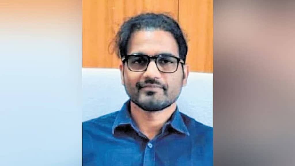 KPSC ಹಗರಣ ಪ್ರಕರಣಕ್ಕೆ ಬಿಗ್ ಟ್ವಿಸ್ಟ್: ಹುದ್ದೆಗೆ 40 ಲಕ್ಷ ರೂ ಡೀಲ್; ಅಭ್ಯರ್ಥಿ ಹೇಳಿಕೆಯಿಂದ IAS ಅಧಿಕಾರಿ ಗಂಗ್ವಾರ್ ಬಲೆಗೆ..!