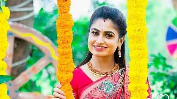 BiggBoss Telugu 10: ನಟ ನಾಗಾರ್ಜುನ ನಡೆಸಿಕೊಡುವ ತೆಲುಗು ಬಿಗ್ ಬಾಸ್ ಮನೆಗೆ ಕನ್ನಡದ ನಟಿ ಚೈತ್ರಾ ರೈ ಎಂಟ್ರಿ!