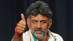 'ಸ್ವಂತ ಅಪ್ಪ, ಅಣ್ಣ-ತಮ್ಮಂದಿರನ್ನೇ ಜೀರ್ಣಿಸಿಕೊಳ್ಳದವರು ನಮ್ಮನ್ನು ಬಿಡುತ್ತಾರೆಯೇ? ಕಸ ಹೊಡೆದು ಸಂಪಾದಿಸಿದ ಹಣ ನನ್ನ ಬಳಿ ಇಲ್ಲ'!