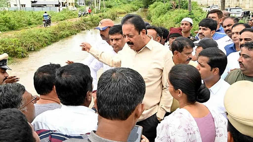 ಕೃಷ್ಣಾ ಮೇಲ್ದಂಡೆ ಯೋಜನೆ: ಕೋರ್ಟ್ ಕೇಸ್ ನೆಪ ಹೇಳಿ ವಿಳಂಬ ಮಾಡಿದರೆ ಸಹಿಸಲ್ಲ; ಒತ್ತಡಕ್ಕೆ ಮಣಿಯಬೇಡಿ; ಅಧಿಕಾರಿಗಳಿಗೆ ಸಚಿವ ಚಲುವರಾಯಸ್ವಾಮಿ ಸೂಚನೆ..!
