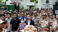 ಇದನ್ನು ಲಘುವಾಗಿ ಪರಿಗಣಿಸಲು ಸಾಧ್ಯವಿಲ್ಲ: ಕಿರಿಯ CJP ಕಾರ್ಯಕರ್ತೆಗೆ ಕಿರುಕುಳ, ಬೆದರಿಕೆ ಹಾಕಿದ್ದಕ್ಕೆ ಸುಪ್ರೀಂ ಕೋರ್ಟ್ ಗರಂ!