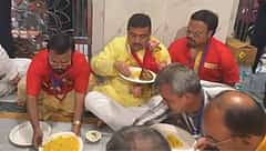 ದೇವಸ್ಥಾನದಲ್ಲಿ ಮೀನು ತಿಂದ ಸುವೇಂದು ಅಧಿಕಾರಿ: ಬಾಗೇಶ್ವರ್ ಬಾಬಾಗೆ ತಿರುಗೇಟು; CM ಮಾಂಸಾಹಾರ ಸೇವನೆ ಬಗ್ಗೆ ಬಿಜೆಪಿ ಹೇಳಿದ್ದೇನು? Video