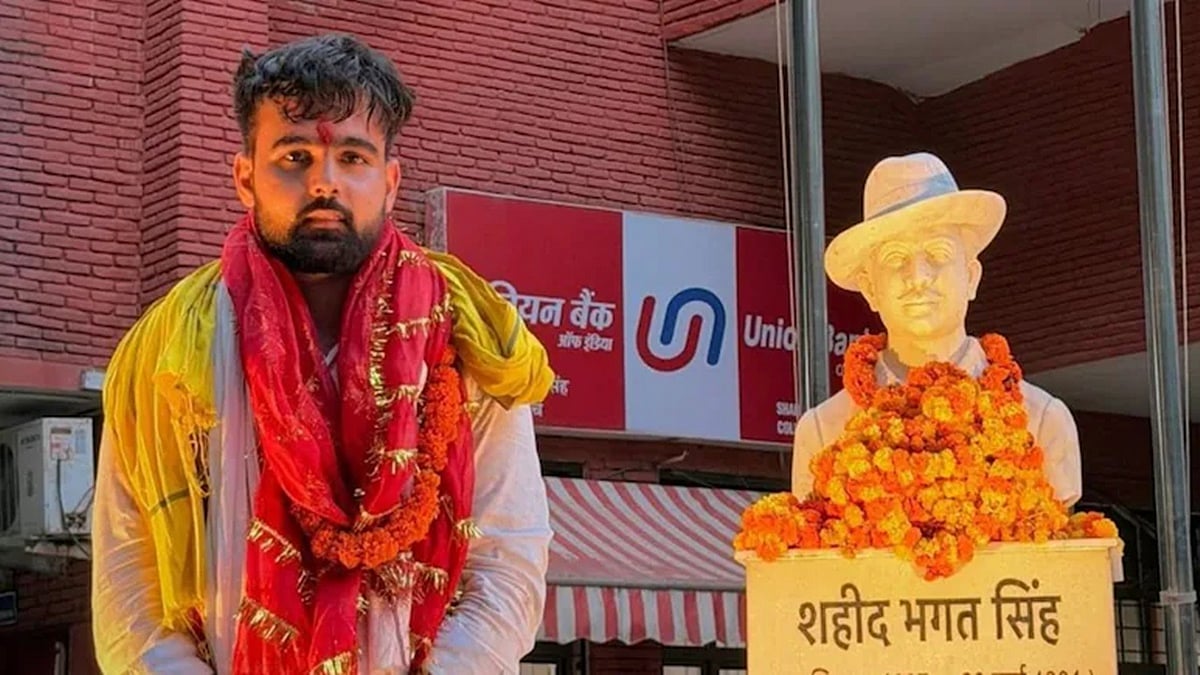 ದೆಹಲಿ ವಿವಿ ಚುನಾವಣೆಯಲ್ಲಿ ಇತಿಹಾಸ ಸೃಷ್ಟಿಸಿದ ಬಸ್ ಕಂಡಕ್ಟರ್ ಮಗ; ಗೆಲುವಿಗೆ ಕಾರಣ ಬಿಚ್ಚಿಟ್ಟ ದೀಪಾಂಶು!