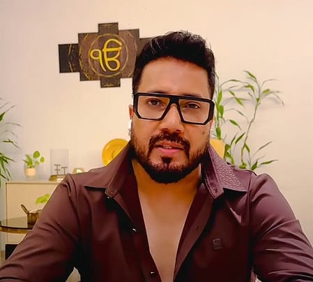 'ಪಾಕ್ ಕೆಟ್ಟದ್ದಲ್ಲ. ಅಲ್ಲಿನ ಜನರು ಕೂಡ ಅಷ್ಟೇನೂ ಕೆಟ್ಟವರಲ್ಲ': ಭಾರತೀಯರಿಗೆ ದುಬೈ ಮುಸ್ಲಿಮರು ಮಾತ್ರ ಏಕೆ ಇಷ್ಟ ಎಂದ ಮಿಕಾ ಸಿಂಗ್