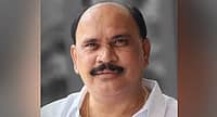 ಶಿಕ್ಷಣ ಸಚಿವ ಮಧು ಬಂಗಾರಪ್ಪ ಆಪ್ತರಿಂದ ಹಣಕ್ಕೆ ಬೇಡಿಕೆ: ಕಾಂಗ್ರೆಸ್ ನಾಯಕ, SBUDA ಅಧ್ಯಕ್ಷ ಸುಂದರೇಶ್ ಆರೋಪ