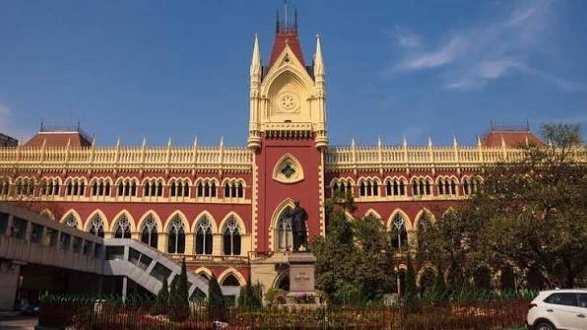 TMC v/s ಚುನಾವಣಾ ಆಯೋಗ; ಡೆಮಾಕ್ರಟಿಕ್ ಟಿಎಂಸಿಗೆ 'ಲಕೋಟೆ' ಕೊಟ್ಟ ಚುನಾವಣಾ ಆಯೋಗಕ್ಕೆ ಕಲ್ಕತ್ತಾ ಹೈಕೋರ್ಟ್ ತಪರಾಕಿ