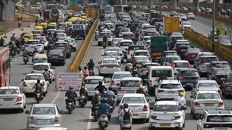 ಬೆಂಗಳೂರು: ಹಾರ್ನ್ ಬಳಕೆ ಸುರಕ್ಷತಾ ಕ್ರಮಕ್ಕಿಂತ ಹೆಚ್ಚಾಗಿ ಈಗ ಅಭ್ಯಾಸವಾಗಿ ಹೋಗಿದೆ! ಸಮೀಕ್ಷೆ