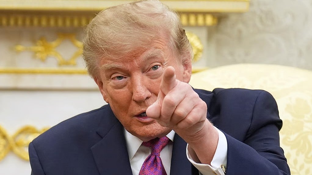 ಮಧ್ಯಪ್ರಾಚ್ಯ ಸಂಘರ್ಷ: ಮಧ್ಯಾವಧಿ ಚುನಾವಣೆಗೂ ಮುನ್ನ ಇರಾನ್ ಮೇಲೆ ಅಮೆರಿಕ ದಾಳಿ? ಟ್ರಂಪ್ ಹೇಳಿಕೆ..!