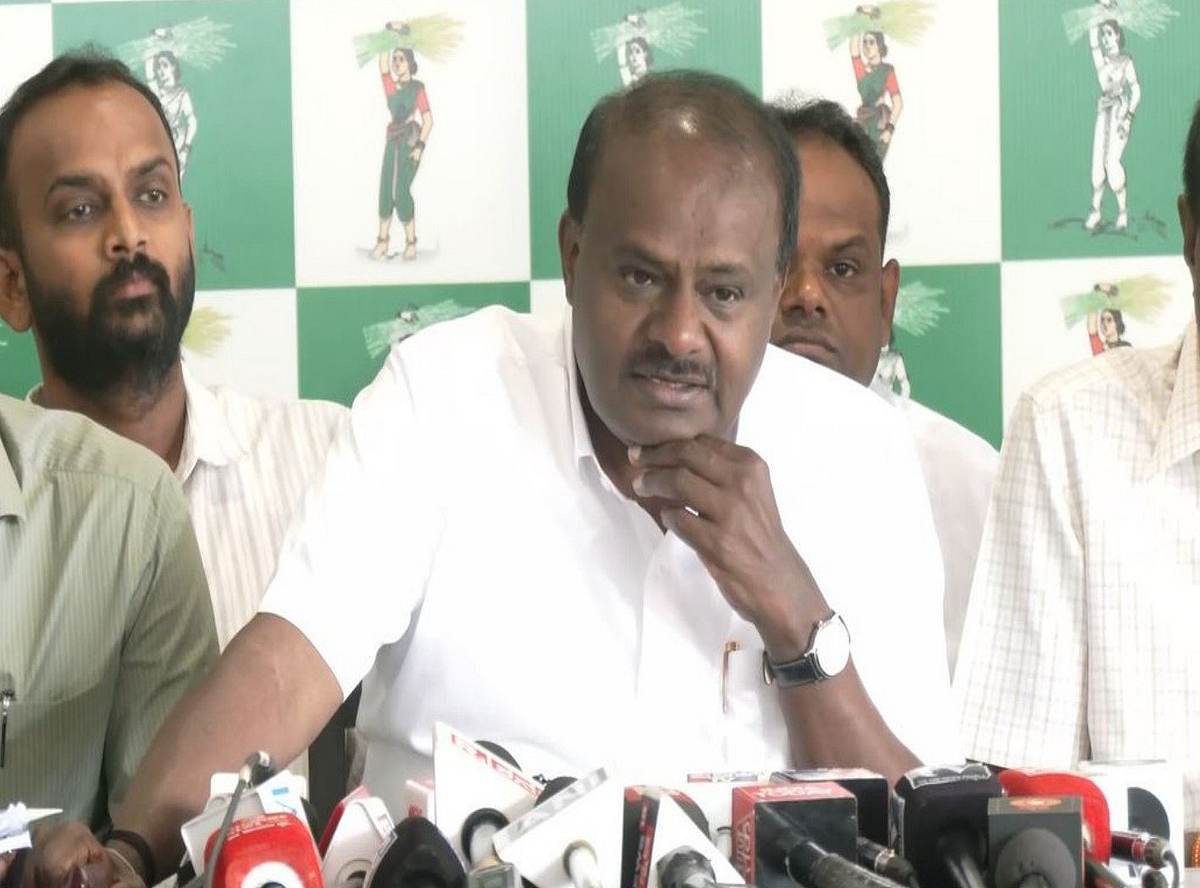 'ಕೆಲ ಸೈಡ್ ವಿಂಗ್ ನಾಲಿಗೆಗಳು ವ್ಯರ್ಥ ಸಮರ್ಥನೆಗೆ ಇಳಿದಿವೆ, ಪಾಪ ಅವಕ್ಕೆ ವಿದ್ಯೆಬುದ್ಧಿ ಗೊತ್ತಿಲ್ಲ, ದಾಖಲೆಗಳನ್ನು ಓದಲು ಬರಲ್ಲ': HD ಕುಮಾರಸ್ವಾಮಿ
