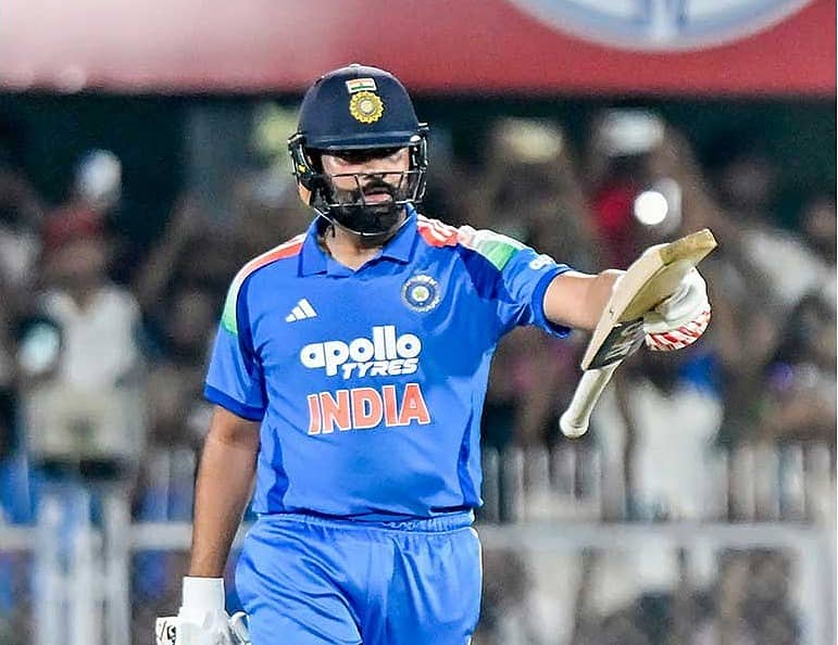 'ಕೆಲವು ವಿಷಯಗಳನ್ನು ಹಂಚಿಕೊಳ್ಳಬಾರದು': ವೆಸ್ಟ್ ಇಂಡೀಸ್ ವಿರುದ್ಧದ 2ನೇ ಏಕದಿನ ಪಂದ್ಯದಲ್ಲಿ ಶತಕ ಸಿಡಿಸಿದ ರೋಹಿತ್ ಶರ್ಮಾ