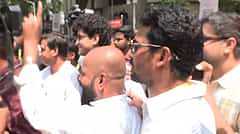 'CEC ಜ್ಞಾನೇಶ್ ಕುಮಾರ್ ದೇಶದ್ರೋಹಿ': ಮುಂಬೈನಲ್ಲಿ Cockroach Janata Party ಪ್ರತಿಭಟನೆ ತೀವ್ರ; ರಾಜೀನಾಮೆಗೆ ಬಿಗಿಪಟ್ಟು..!