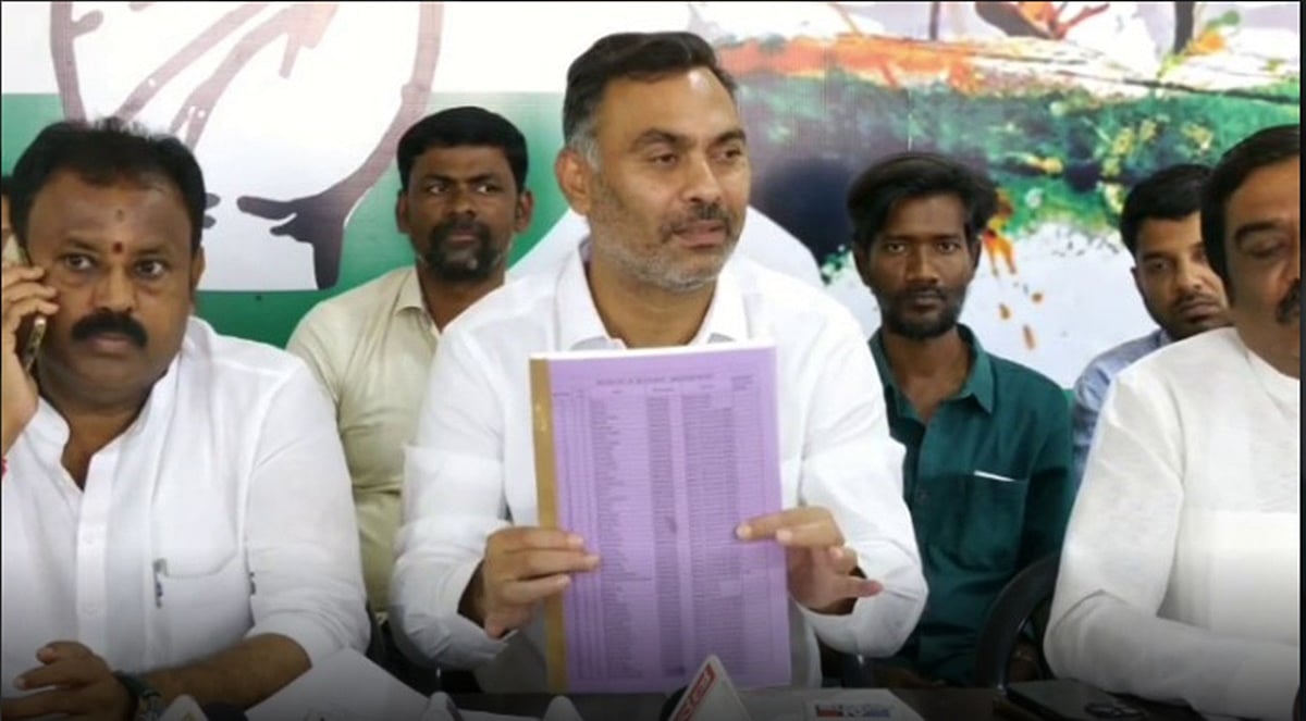 SIR: ಬಳ್ಳಾರಿಯಲ್ಲಿ 7,500 ಮತದಾರರ ಹೆಸರು ಡಿಲೀಟ್‌ಗೆ ಯತ್ನ ಆರೋಪ; ಬಿಜೆಪಿ ಮುಖಂಡ, ಪಾಲಿಕೆ ಅಧಿಕಾರಿಗಳ ವಿರುದ್ಧ ಎಫ್‌ಐಆರ್!