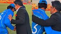 Asian Games ಚಿನ್ನದ ಪದಕ ಗೆದ್ದ ಬಳಿಕ ಜಯ್ ಶಾ ಪಾದ ಮುಟ್ಟಿ ಆಶೀರ್ವಾದ ಪಡೆದ ವೈಭವ್ ಸೂರ್ಯವಂಶಿ! Video