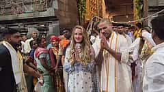 ತಿರುಪತಿ ತಿಮ್ಮಪ್ಪನ ದರ್ಶನ ಪಡೆದ ಮಾಜಿ ಕ್ರಿಕೆಟಿಗ ಶಿಖರ್ ಧವನ್; 'ಅದ್ಭುತ ದರ್ಶನ', ದೇಗುಲದ ವ್ಯವಸ್ಥೆಗೆ ಫಿದಾ-Video