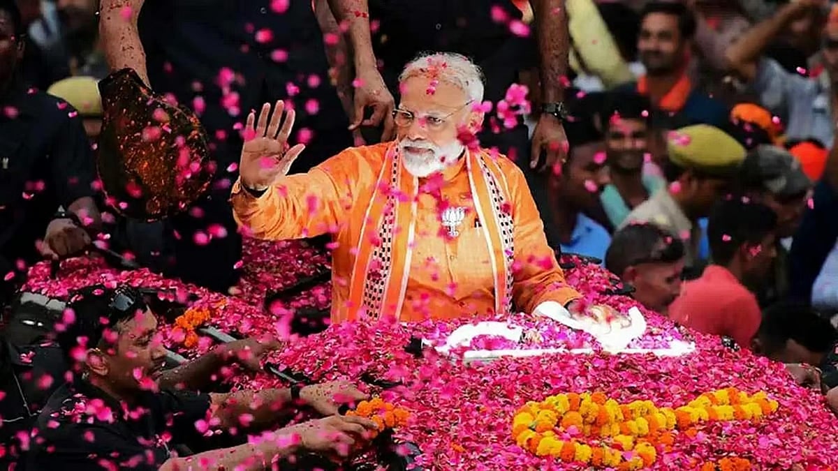 ಗುಜರಾತ್‌ನಿಂದ ದೆಹಲಿಯವರೆಗೆ: 'ಗುಜರಾತ್ ಮಾದರಿ ಹರಿಕಾರ',ಸಾರ್ವಜನಿಕ ಜೀವನದಲ್ಲಿ ಪ್ರಧಾನಿ ಮೋದಿ 25 ವರ್ಷಗಳ ಸಾರ್ಥಕ ಸೇವೆ!