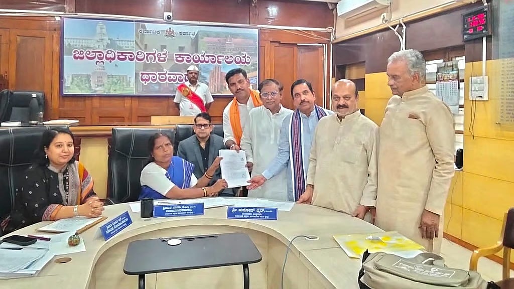 ರಾಜ್ಯದಲ್ಲಿ ಪೊಲೀಸ್ ಠಾಣೆಗಳು 'ಕೈ' ಕಚೇರಿಗಳಾಗಿವೆ, ಕಾನೂನು ಸುವ್ಯವಸ್ಥೆ ಸಂಪೂರ್ಣ ಕುಸಿತ: ವೈಫಲ್ಯ ಮುಚ್ಚಿಹಾಕಲು ಕಪಟ ನಾಟಕ- BJP