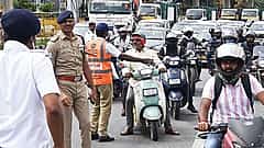 ಮೆಟ್ರೋ, ಬಸ್ಗಿಂತ ಬೈಕ್-ಸ್ಕೂಟರ್ ಮೇಲೆಯೇ ಭಾರತೀಯರಿಗೆ ಕ್ರೇಜ್: ಶೇ.42.6 ಉದ್ಯೋಗಿಗಳ ಮೊದಲ ಆಯ್ಕೆ ಟು-ವ್ಹೀಲರ್!
