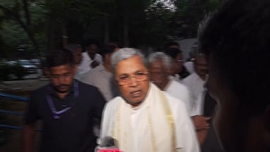 ರಾಹುಲ್ ಗಾಂಧಿ ಭೇಟಿಗೆ CJI ಅವಕಾಶ ಕೊಡಬೇಕಾಗಿತ್ತು; ಪೂರ್ವನಿಗದಿ ಕಾರ್ಯಕ್ರಮದಿಂದ ಪ್ರತಿಭಟನೆಯಲ್ಲಿ ಭಾಗವಹಿಸಲು ಸಾಧ್ಯವಾಗಲಿಲ್ಲ: ಸಿದ್ದರಾಮಯ್ಯ; Video